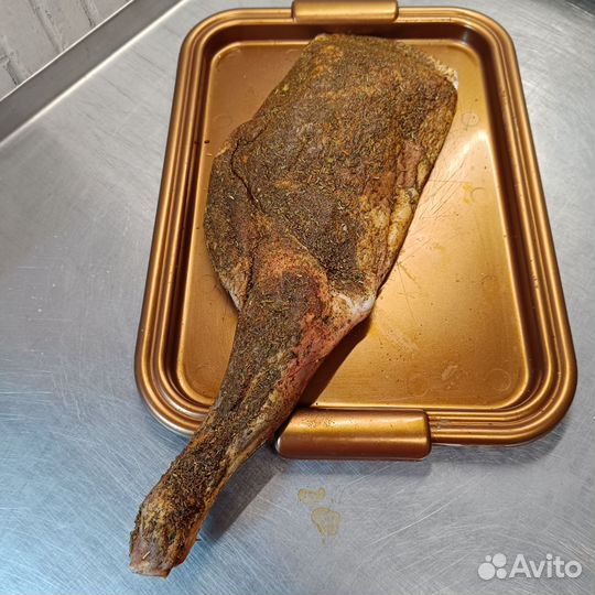 Домашнее копченое мясо, колбасы