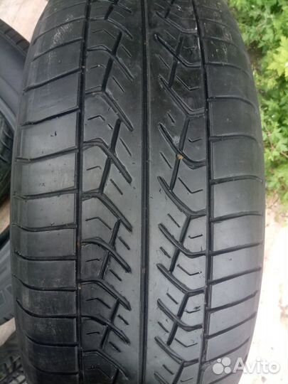 Yokohama Geolandar G900 215/60 R16