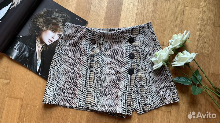 Юбка шорты кожаные zara 46 размер М