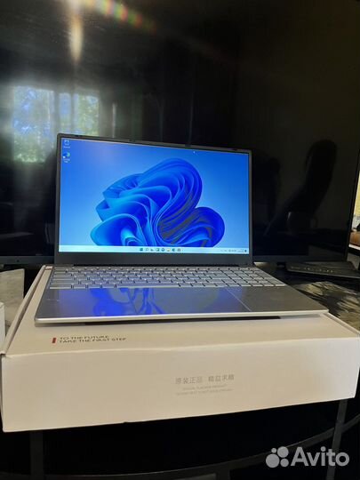 Мощный новый ноутбук 1тб