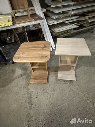 Столик подкатной