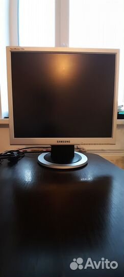 Монитор для компьютера samsung 710 N