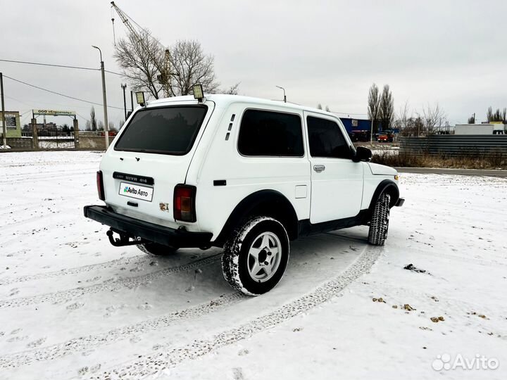 LADA 4x4 (Нива) 1.7 МТ, 2001, 140 000 км