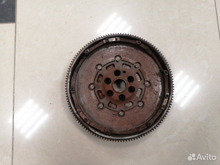 Маховик Volkswagen Transporter T5 CAA 2012