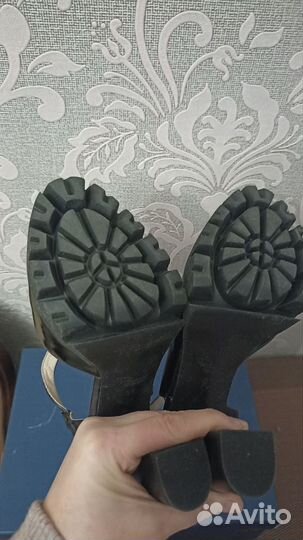Босоножки туфли женские на высоком каблуке