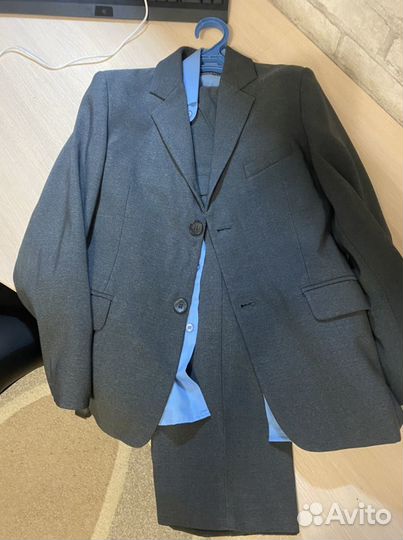 Школьный костюм