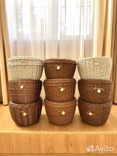 Кашпо из искусственного ротанга