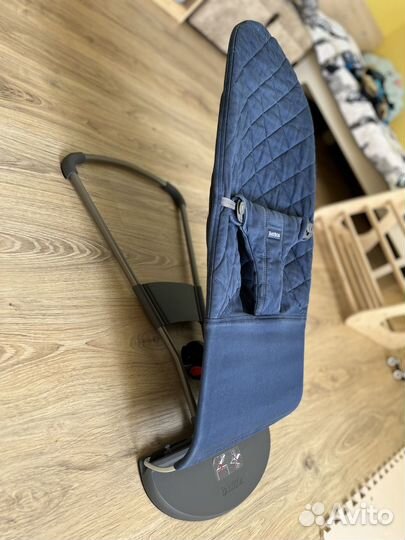 Шезлонг BabyBjorn