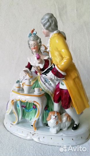 Антикварная статуэтка. Фарфор. Германия