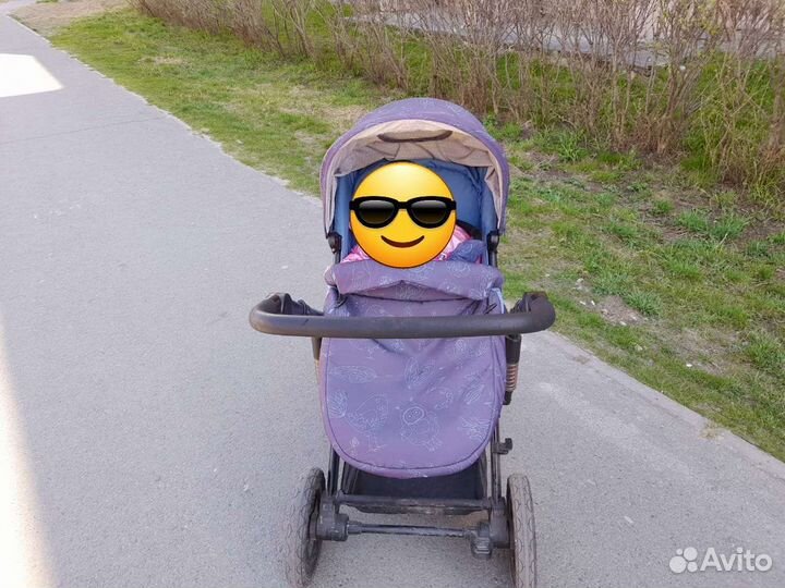 Прогулочная коляска