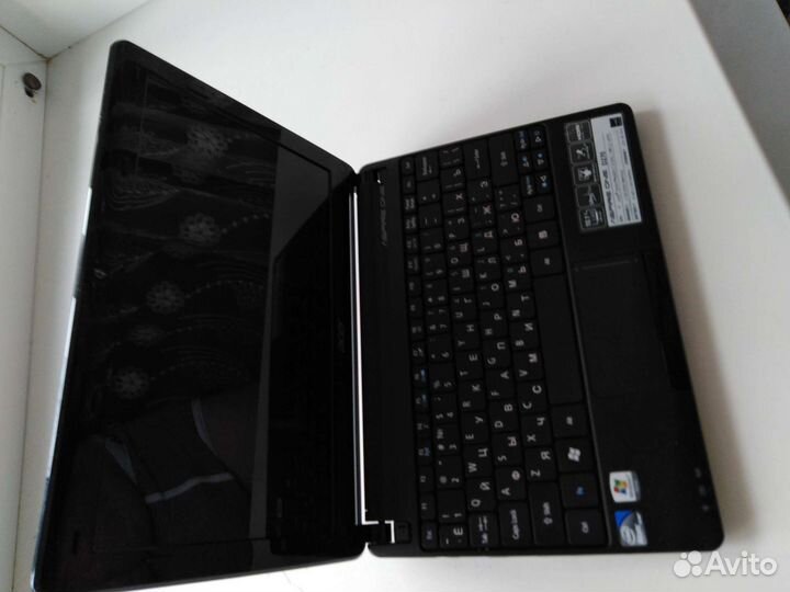 Нетбука Acer Aspire One D270 10,1