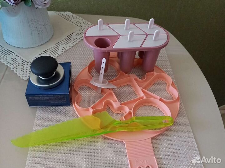 Все для приготовления выпечки и мороженого,новое