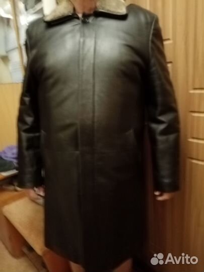 Мужской кожаный плащ
