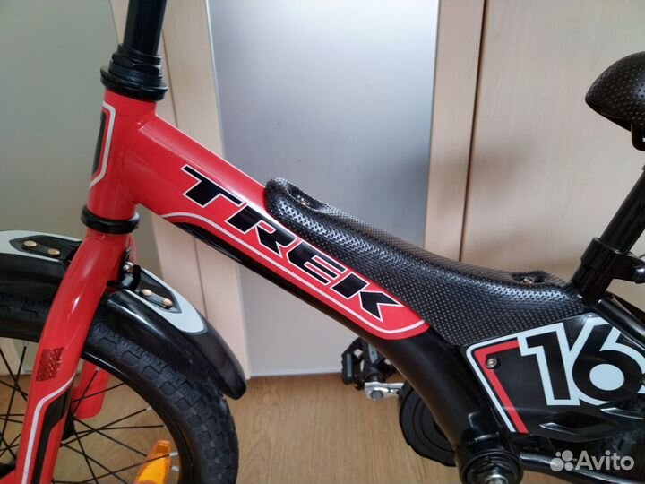 Велосипед фирменный trek колеса на16 от 5 до 7 лет