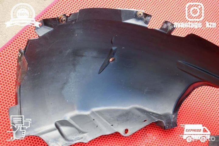 Подкрылок передний левый Ford Focus 2 1.6 Л