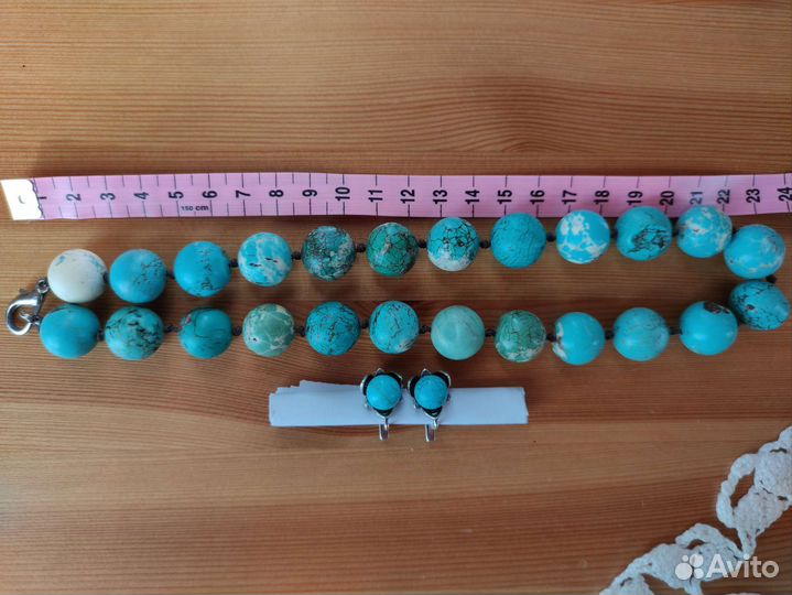 Бусы и серьги из бирюзы