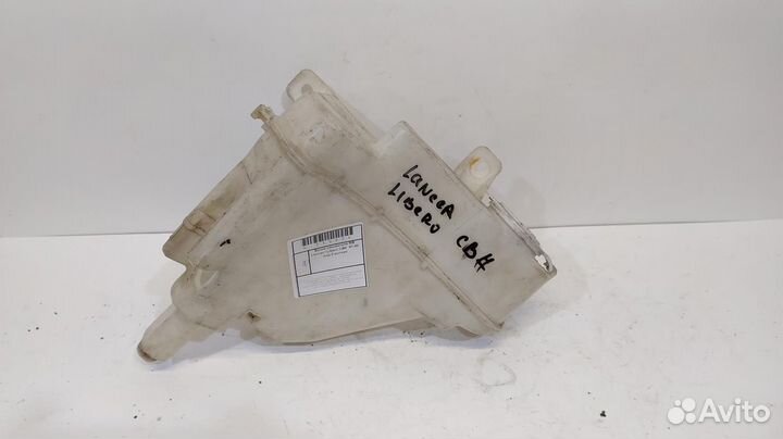 Бачок омывателя mitsubishi Lancer / Libero CB 91-0