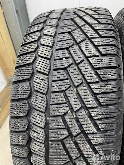 Gislaved Nord Frost 200 SUV 235/55 R17 103T