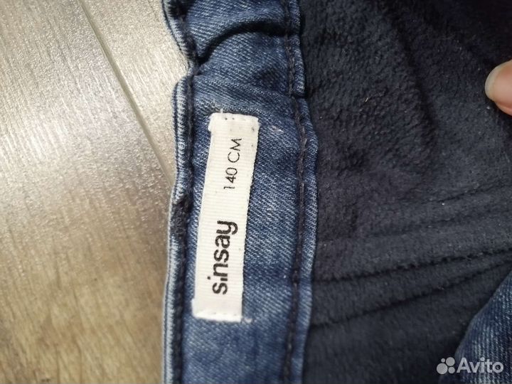 Джинсы на флиле sinsay