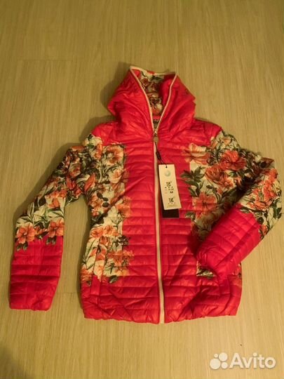 Костюмы новые, не толстые