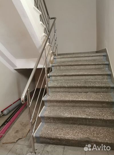 Пeрилa для лестниц / пopучни из нeржавейки