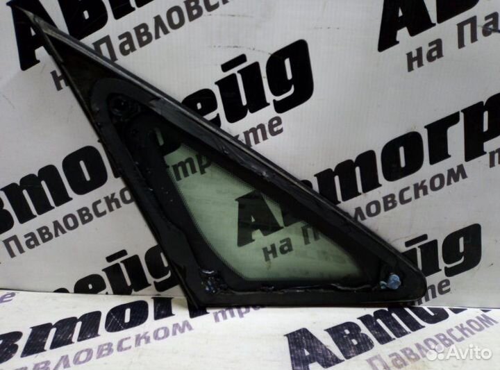 Стекло кузова переднее левое Toyota Ipsum ACM21