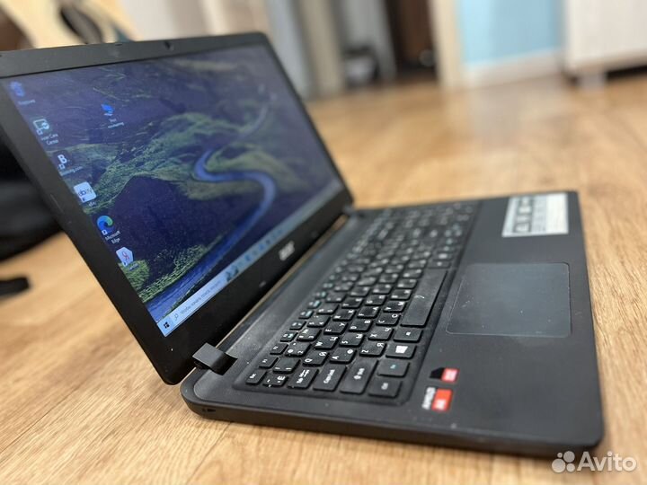Acer aspire ES1-523