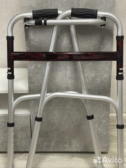 Ходунки для взрослых шагающие