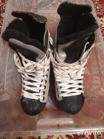 Коньки CCM 2.0 Externo-Skel