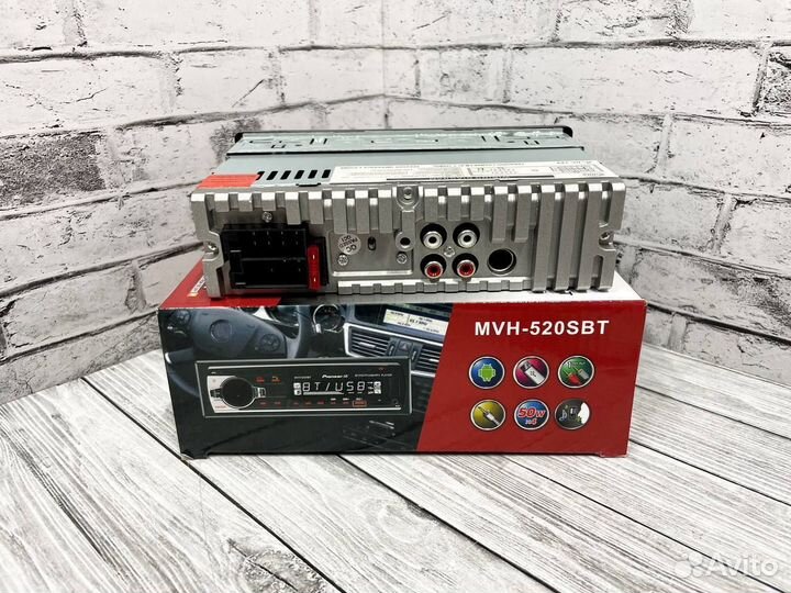 Магнитола Pioneer 520 bt