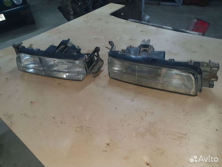 Передняя фара на мазду 1990