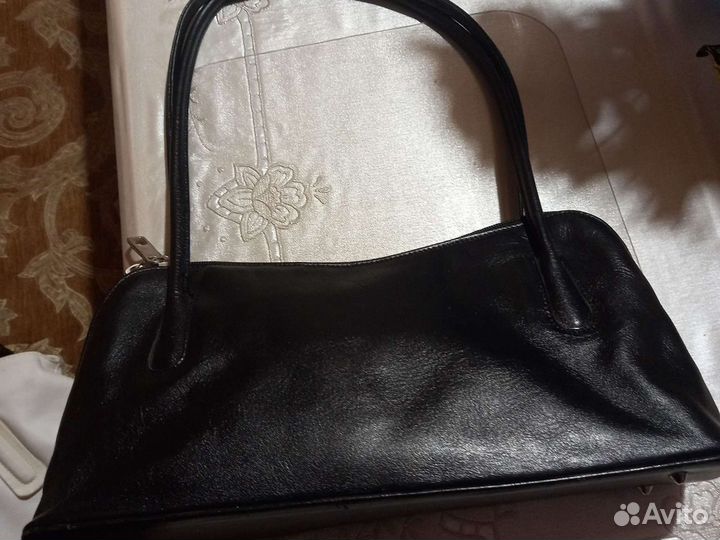 Женская сумка бу из нат.кожи