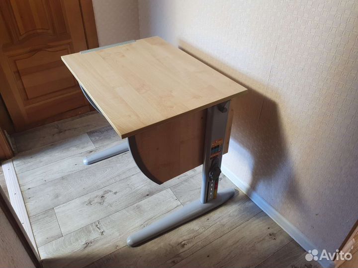 Растущая парта дэми