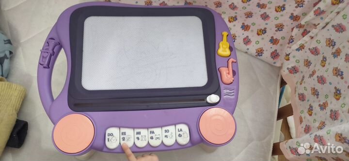 Развивающий музыкальный столик