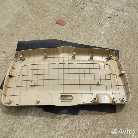 Honda CR-V 3 обшивка крышки багажника в идеальном