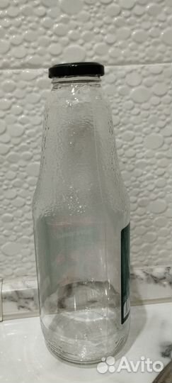 Бутылки стекло с крышкой