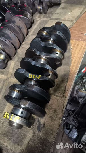 Коленвал Audi 80B3 1.8