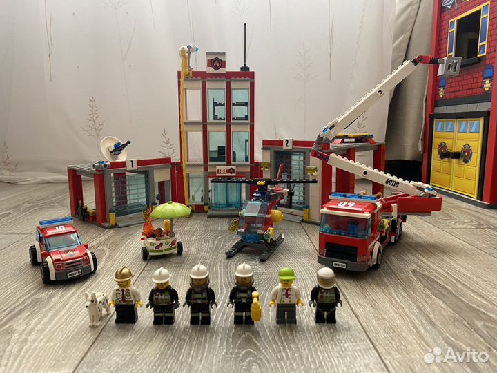 Lego City пожарная станция 60110