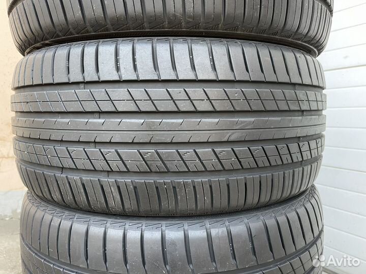 RoadX RXQuest SU01 315/35 R21 111Y