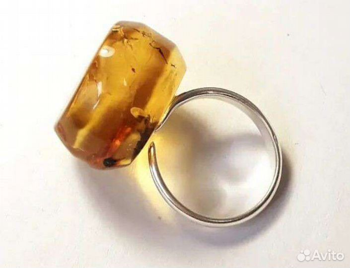Кольцо с янтарём. Янтарный перстень