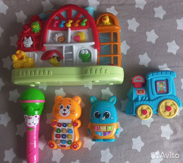 Музыкальные игрушки для малышей