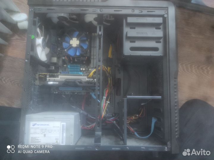 Игровой компьютер с монитором