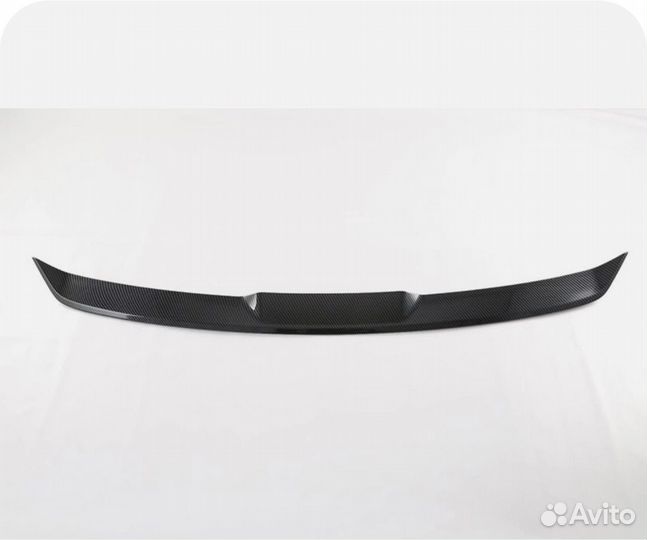 Передняя центральная решетка радиaтора