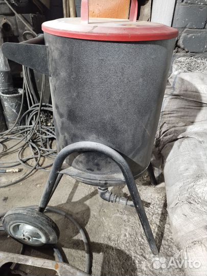 Пескоструйный аппарат