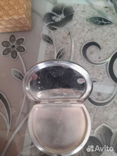 Серебряная пудреница.875 пробы