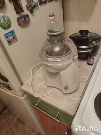 Соковыжималка электрическая Elenberg