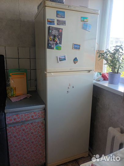 Холодильник бу стинол