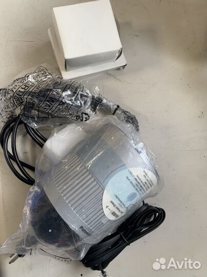 Купольная камера Panasonic WV-CS570