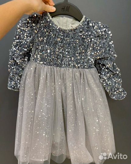 Платье нарядное для девочки 100