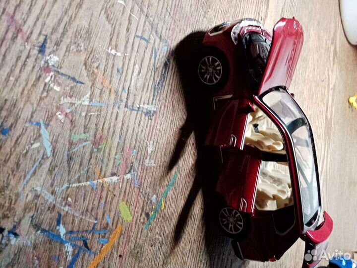 Инерционная машинка BMW х7